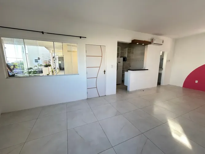 LOCAÇÃO Studio de 40 m2 | No Coração de Vilas | 1,5 km da Praia de Vilas do Atlântico