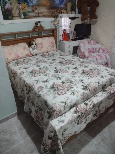 Cama de Casal Itália com Colchão.