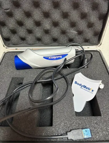 Body Metrix, aparelho portátil para avaliação da composição corporal com imagem