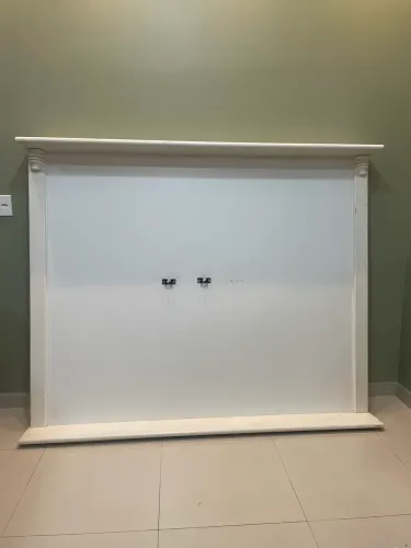PAINEL PARA TV ESTILO PROVENÇAL / CLÁSSICO - BRANCO