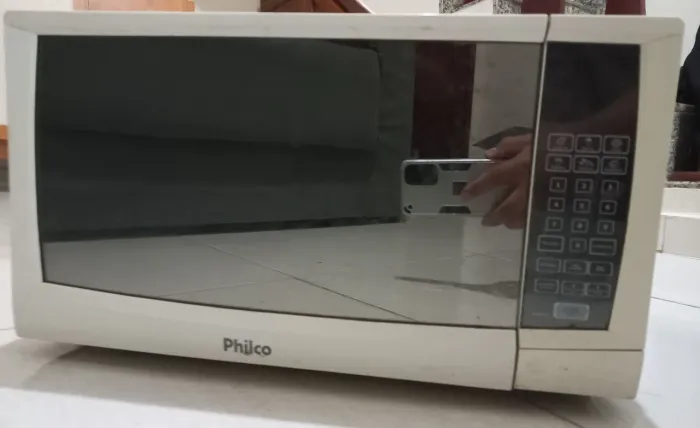 Vendo micro-ondas philco de 20 litros