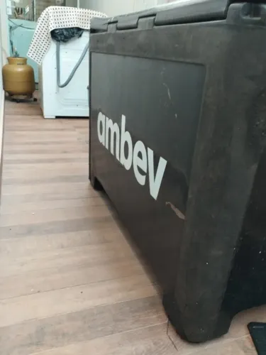 Caixa térmica AmBev 360 litros, R$ 780,00  Reais.