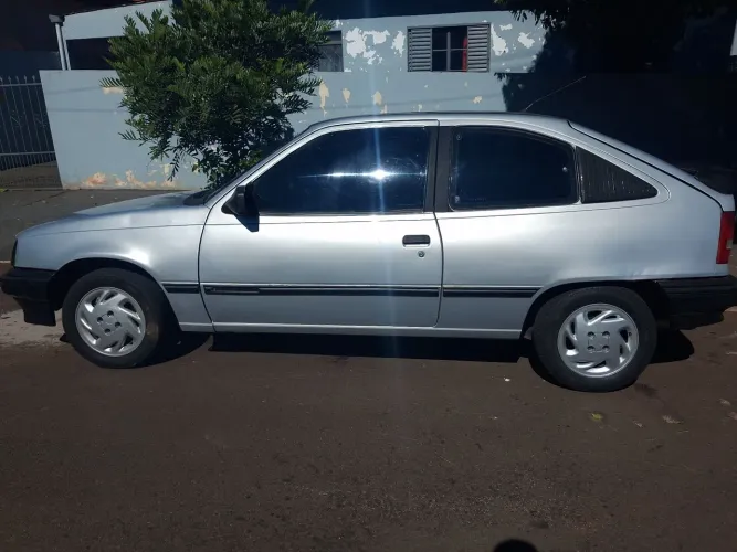 Chevrolet Kadett GLS 1.8 EFI / Sl/e 1.8 (álcool) 1992