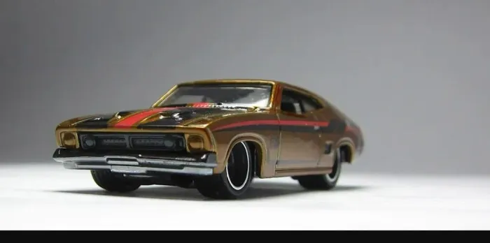 Hotweels Ford Falcon STH 2013