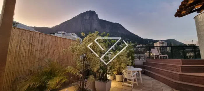 Cobertura com 4 quartos à venda, 341 m² por R$ 5.800.000 - Lagoa - Rio de Janeiro/RJ