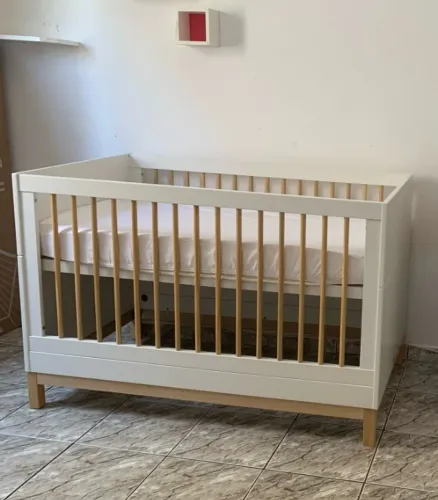 Berço Quater Cozy 2 em 1 (vira mini cama) com Colchão Ortobom