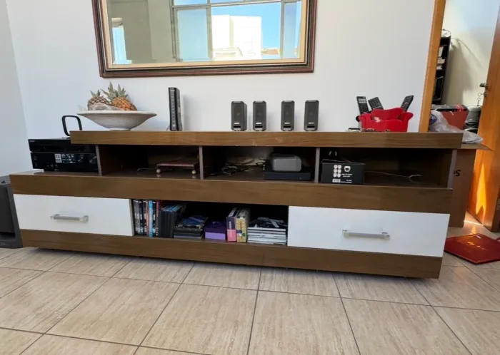 RACK PARA SALA DE ESTAR OU DE JANTAR