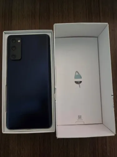 Sansung GALAXY s20 FE ( sem marcas de uso )