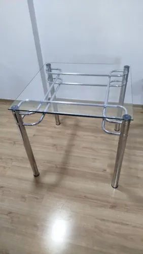 Mesa quadrada tampo de vidro 80x80 cm