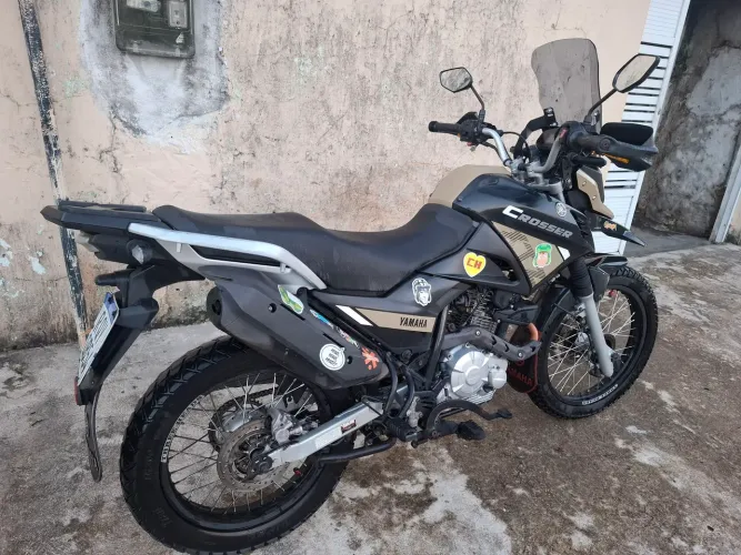 Vendo crosser usada porém bem cuidada.