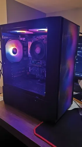PC Ryzen 5 8500G, A620M, 16Gb DDR5, SSD 250Gb NVME, Computador