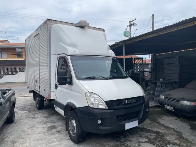 Iveco Daily Chassi 35s14 2P (e5) 2019