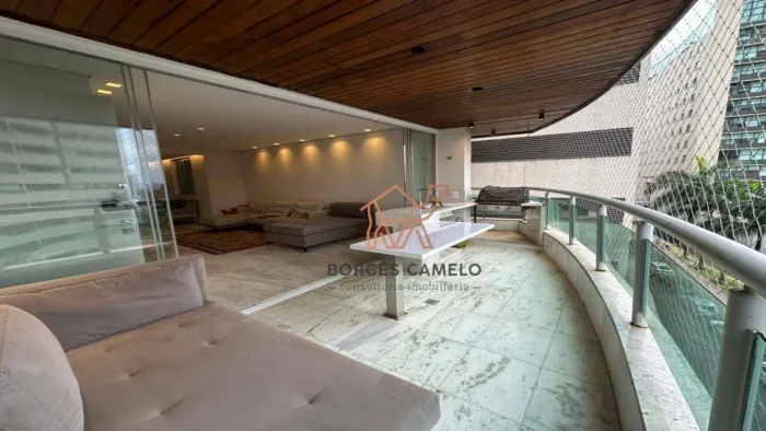 Apartamento 162 m², Vale do Sereno.