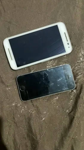 2 celular não liga seria para retirada de peças