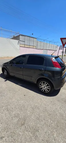 Fiat Punto Essence 1.6 Flex 16V 5P 2011