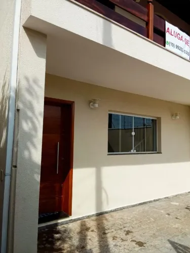 ALUGA-SE CASA /Proximo ao shopping Galeria