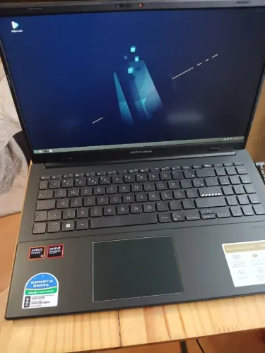 ? ASUS Vivobook Go 15 - Ryzen 5 | NOVO | 8GB RAM | SSD 256GB