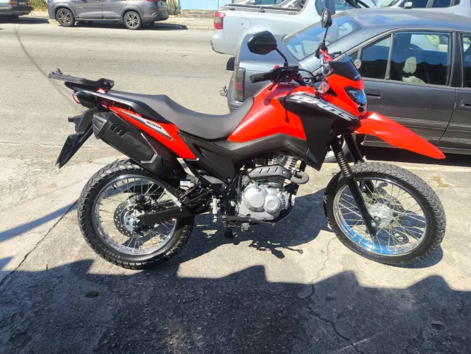 Bros 160 2025 com 2.000 km valor tabela