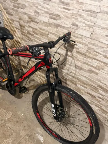 Bicicleta Aro 29 Alfameq ATX Alumínio 21v Shimano Freio a Disco e Suspensão