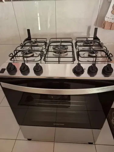 Vendo fogão de 5 bocas Brastemp novo 