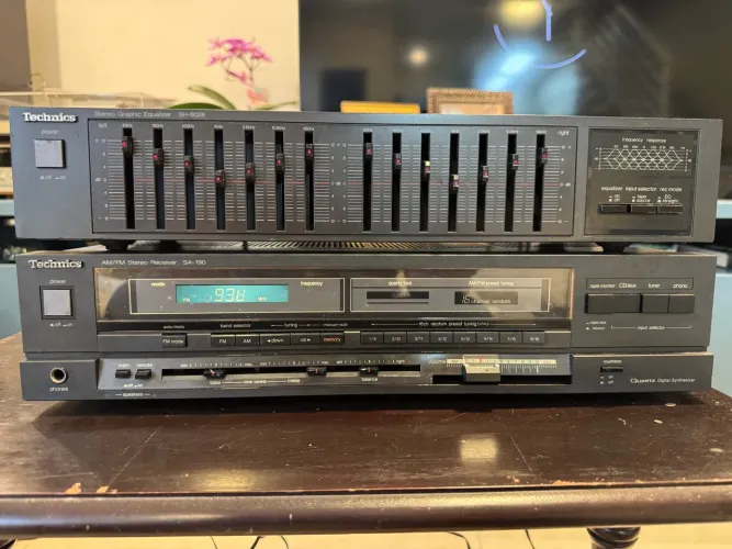 Receiver e Equalizador Technics