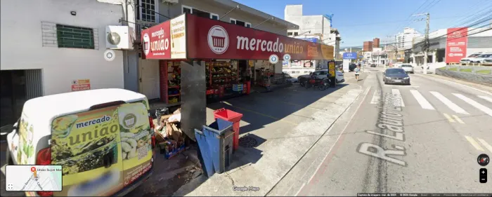 ALUGO PONTO COMERCIAL NA LAURO LINHARES - TRINDADE | 170m²