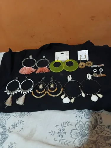 Bijuterias.
