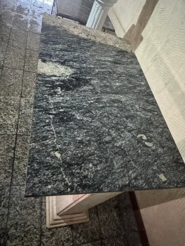 Mesa de mármore 