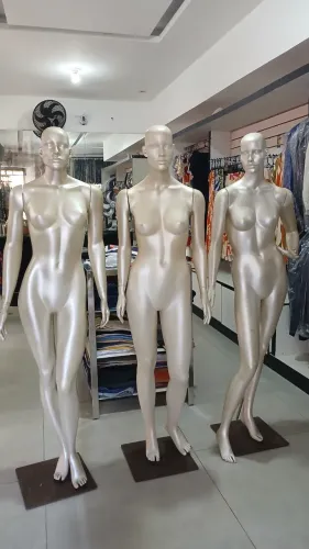 Manequim Feminino