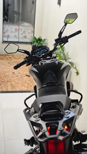 BAJAJ DOMINAR 250