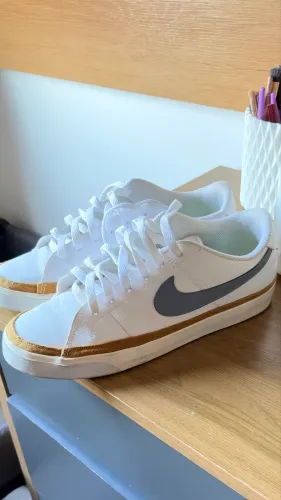 Tênis Nike