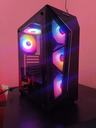 Gabinete Gamer Hayom + 5 fans RGB