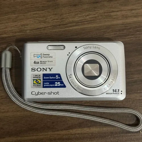 Câmera CyberShot w520 Conservada