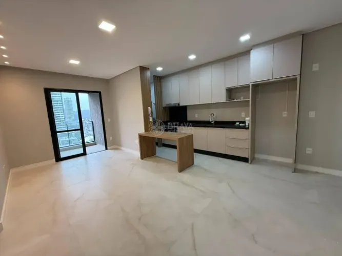 APARTAMENTO NO EDIFÍCIO MANU BAY - PRAIA BRAVA, ITAJAÍ