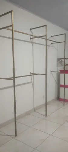 Pratileira *70