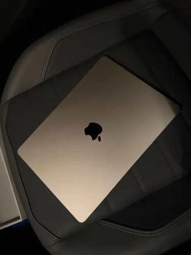 MacBook m5