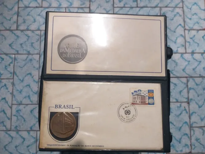 Conjunto Comemorativo 150 Anos Banco Econômico ? 1984
