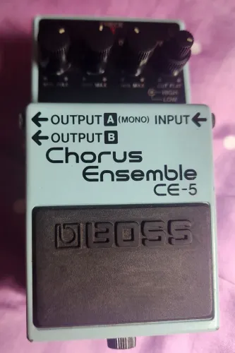Pedal Boss Chorus Ensembled CE5 JAPAN, muito novo!!!