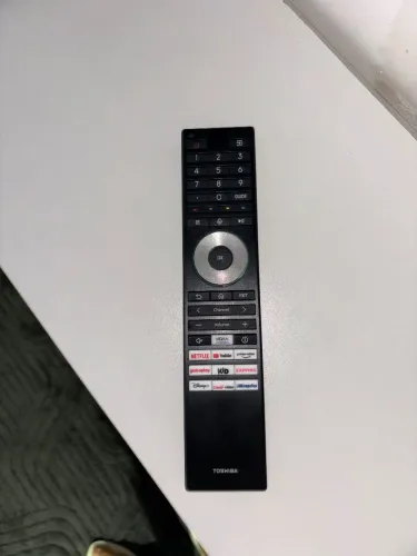 Televisor 75 polegadas com 3 meses de uso.