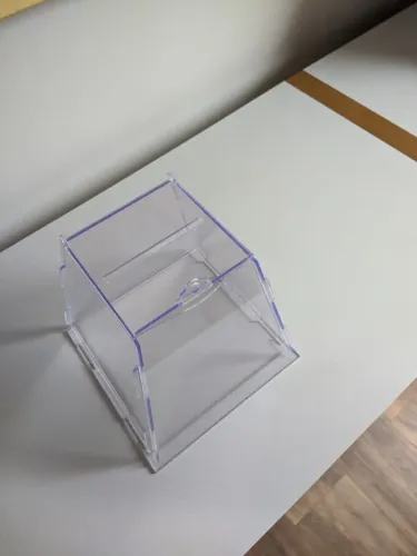 Urna Acrílico Transparente Pirâmide 20x20x20cm para sorteios
