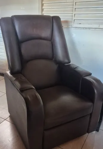 Poltrona reclinável