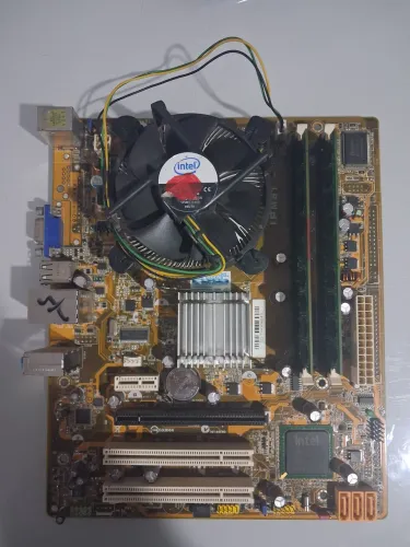 Kit 775 Core 2 duo 3.66GHz + 4GB + Placa mae