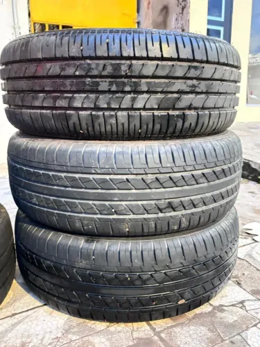 Pneus novos Aro 15