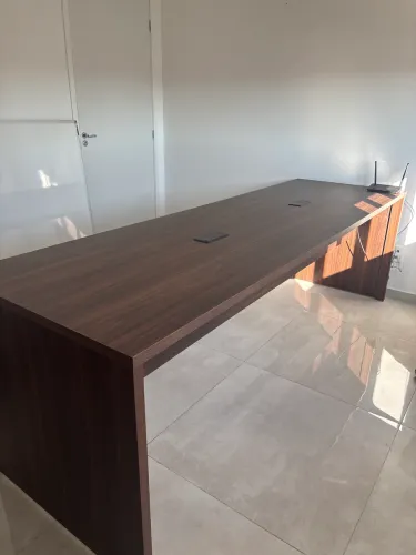 Mesa de reunião