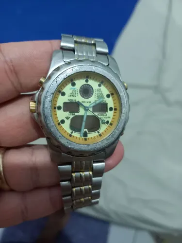 Citizen original. Ler anuncio