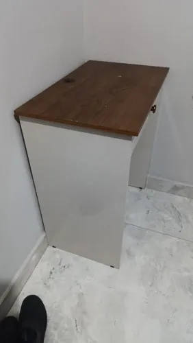 Escrivaninha pequena