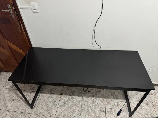 Mesa escrivaninha industrial 150x60x74 preta