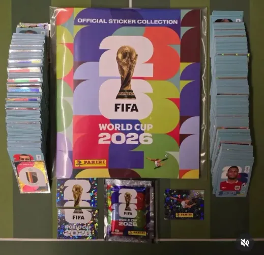 Set completo com as 980 figurinhas da copa 2026 + album capa dura
