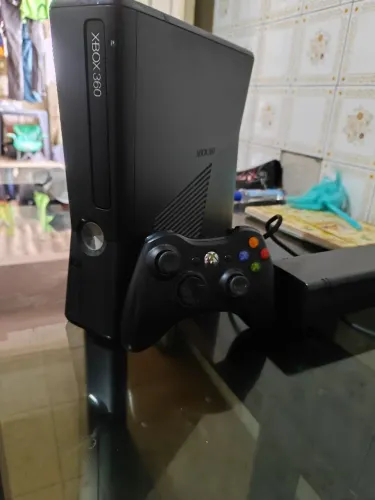 Xbox 360 250GB