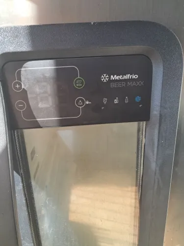 Cervejeira metalfrio 